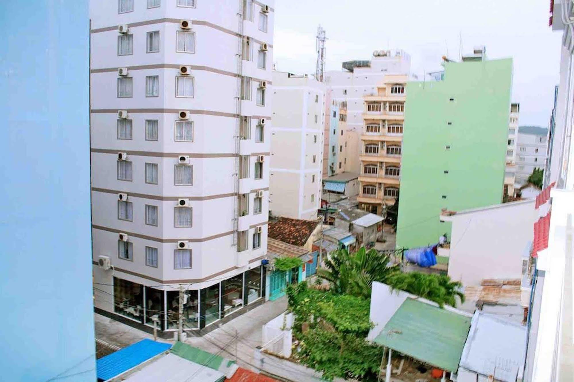 Ht3 Hotel Nha Trang Exterior photo
